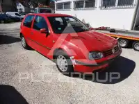 2000 Volkswagen GOLF