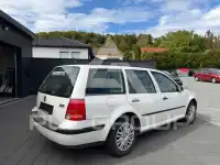 2000 Volkswagen GOLF