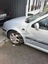 2000 Volkswagen GOLF