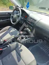 2000 Volkswagen GOLF