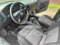2000 Volkswagen GOLF