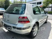 2000 Volkswagen GOLF