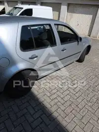 2000 Volkswagen GOLF