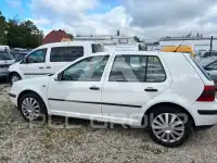 2000 Volkswagen GOLF