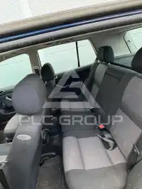 2000 Volkswagen GOLF