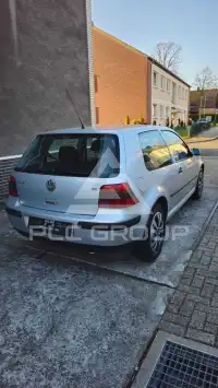 2000 Volkswagen GOLF