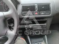 2000 Volkswagen GOLF