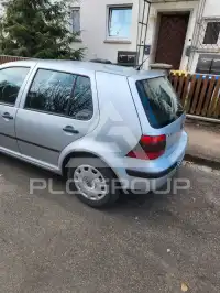 2000 Volkswagen GOLF