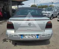 2000 Volkswagen GOLF