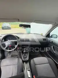 2000 Volkswagen GOLF