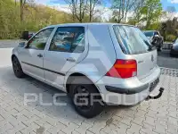 2000 Volkswagen GOLF