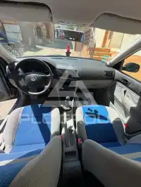 2000 Volkswagen GOLF