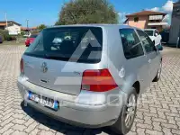 2000 Volkswagen GOLF