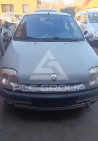 2000 Renault Clio