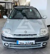 2000 Renault Clio
