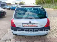 2000 Renault Clio