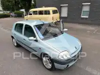 2000 Renault Clio