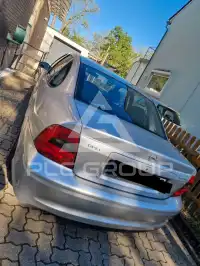 2000 Opel Vectra