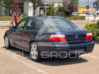 2000 Opel Omega