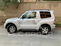 2001 Mitsubishi PAJARO