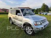 2001 Mitsubishi PAJARO