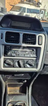 2001 Mitsubishi PAJARO