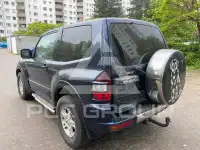 2001 Mitsubishi PAJARO