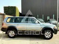 2001 Mitsubishi PAJARO