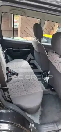 2001 Mitsubishi PAJARO