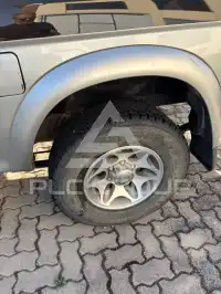 2001 Mitsubishi L200
