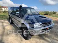 2001 Mitsubishi L200