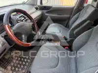 2001 Mitsubishi Space Wagon