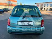 2001 Nissan MICRA