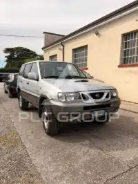 2001 Nissan Terrano