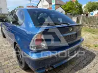 2001 BMW 325