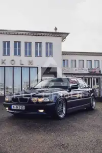 2001 BMW 740