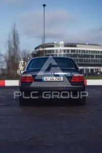 2001 BMW 740
