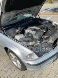 2001 BMW 320