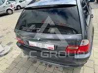 2001 BMW 320
