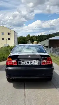 2001 BMW 320