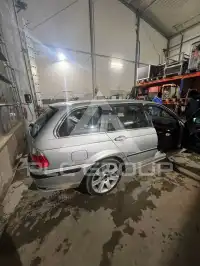 2001 BMW 320