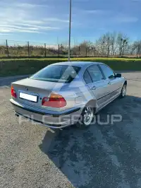2001 BMW 320