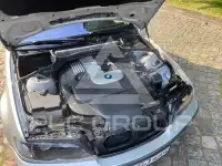 2001 BMW 330