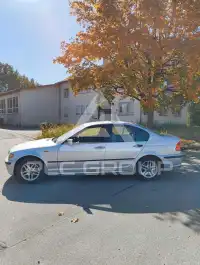 2001 BMW 318