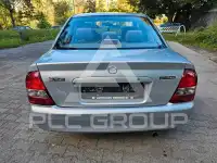 2001 Mazda 323