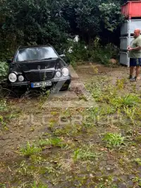 2001 Mercedes Benz E 320