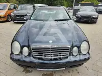 2001 Mercedes Benz CLK 320