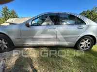 2001 Mercedes Benz C 220