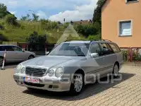 2001 Mercedes Benz E 200