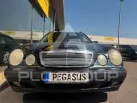 2001 Mercedes Benz E 200
